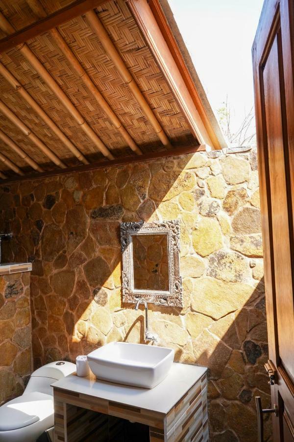 Bamboo Bali Hill Bungalows Αμέντ Εξωτερικό φωτογραφία